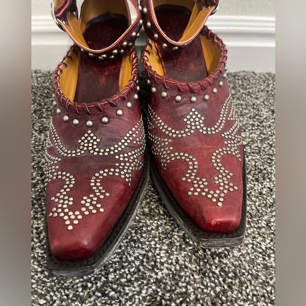 Old Gringo Burgundy Studded Leather Heeled Boots - Picture 9 of 12